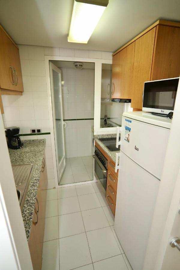 Apartamentos Torre Ipanema Бенидорм Екстериор снимка